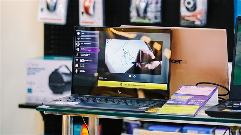 RAM c&oacute; dung lượng lớn gi&uacute;p m&aacute;y hoạt động mượt m&agrave;